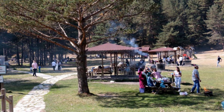 Bayramda milli parklar 1,7 milyon ziyaretçiyi ağırladı