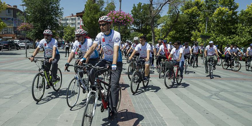 '15 Temmuz Şehitlerini Anma Bisiklet Turu' başladı