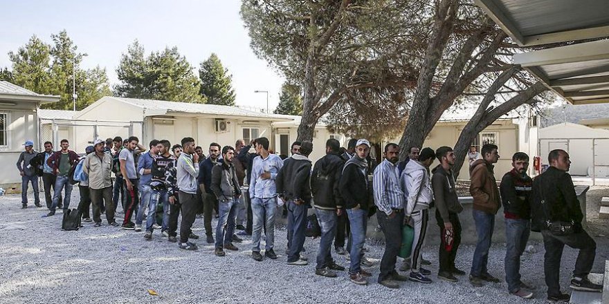 AB'ye iltica başvuruları azaldı