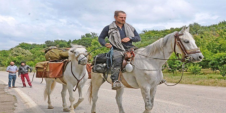 Polonyalı mühendisin at sırtındaki hac yolculuğu