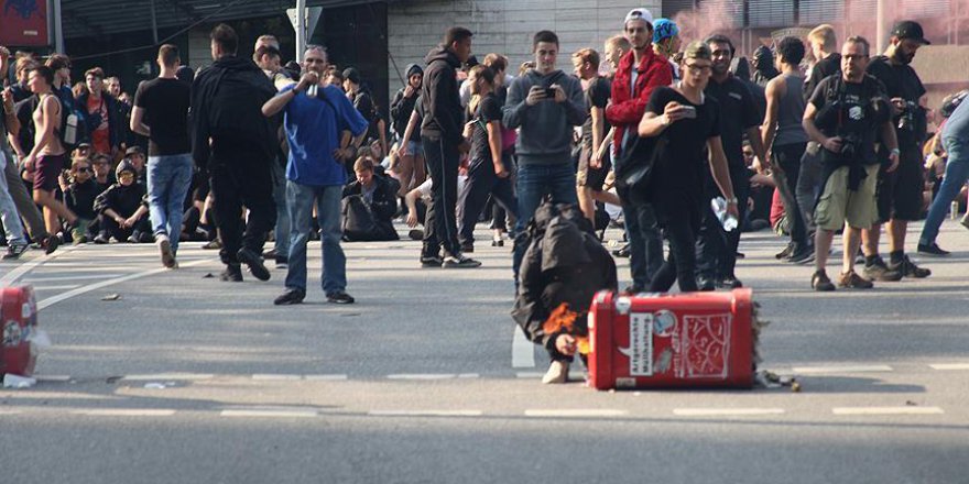 G20 Liderler Zirvesi protestolar eşliğinde devam ediyor