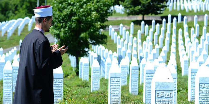 Srebrenitsa'da 25 imam öldürüldü