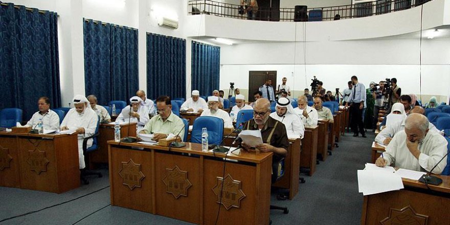 Hamaslı 37 vekilin maaşı kesildi