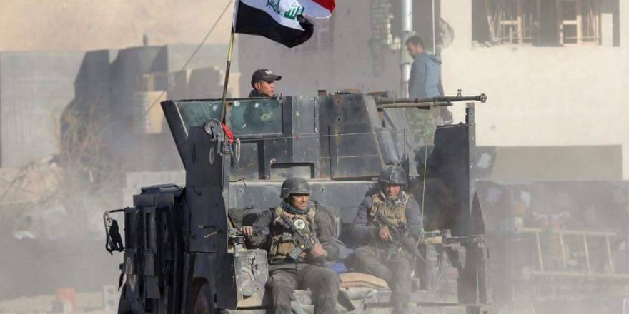 Irak Ordusu Musul'da zaferi kutluyor