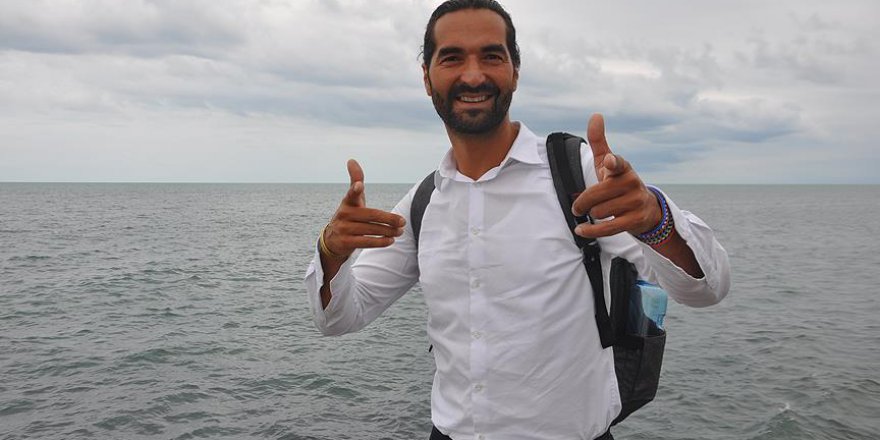 Kitap geliriyle Afrika'da 18 kişinin hayalini gerçekleştirdiler