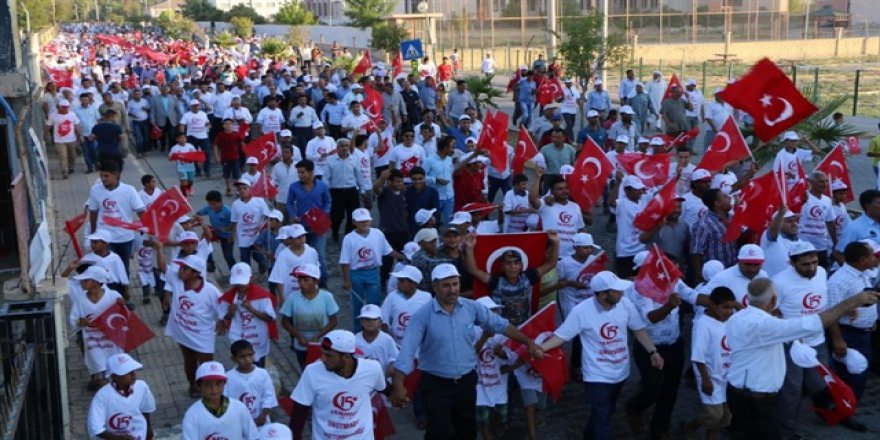 Harran’da binlerce kişi milli birlik yürüyüşüne katıldı