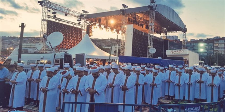 249 hafız 249 şehit için 'amin' dedi