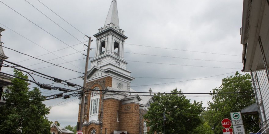 Kanada'da Müslüman mezarlığı oylandı