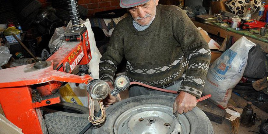 Müşterilerini yarım asırdır manilerle karşılıyor