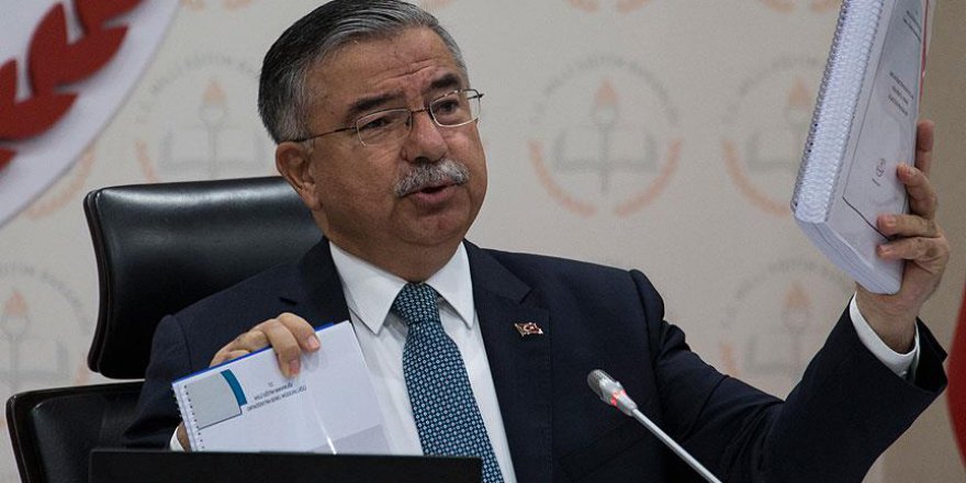 Bakan Yılmaz güncellenen müfredatı açıkladı