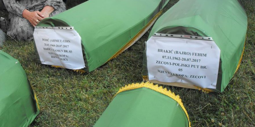 Bosna'daki savaşın 23 kurbanı daha toprağa verildi