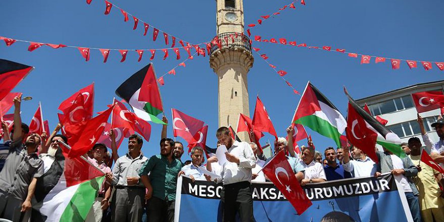 İsrail'in Mescid-i Aksa'ya yönelik ihlallerine büyük tepki