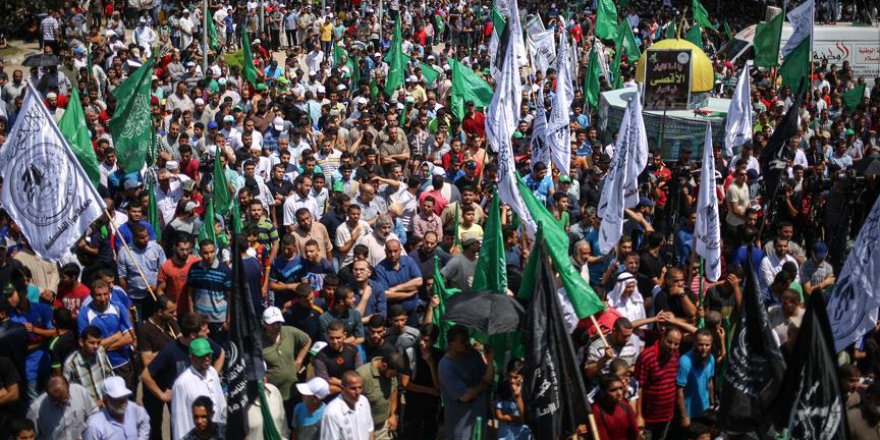 Gazze'de binlerce kişi İsrail'i protesto etti