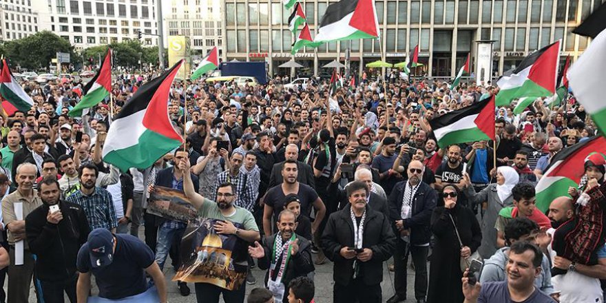 Almanya'da Mescid-i Aksa'ya destek gösterisi