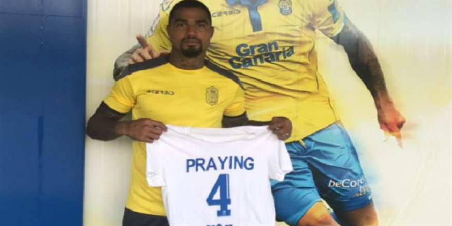 Boateng'den anlamlı hareket