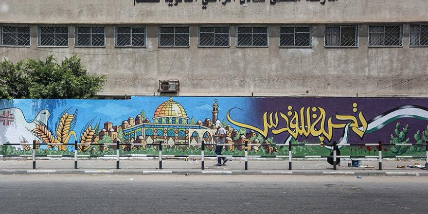 Gazze'de duvar resimleriyle Kudüs ve Mescid-i Aksa'ya destek mesajı