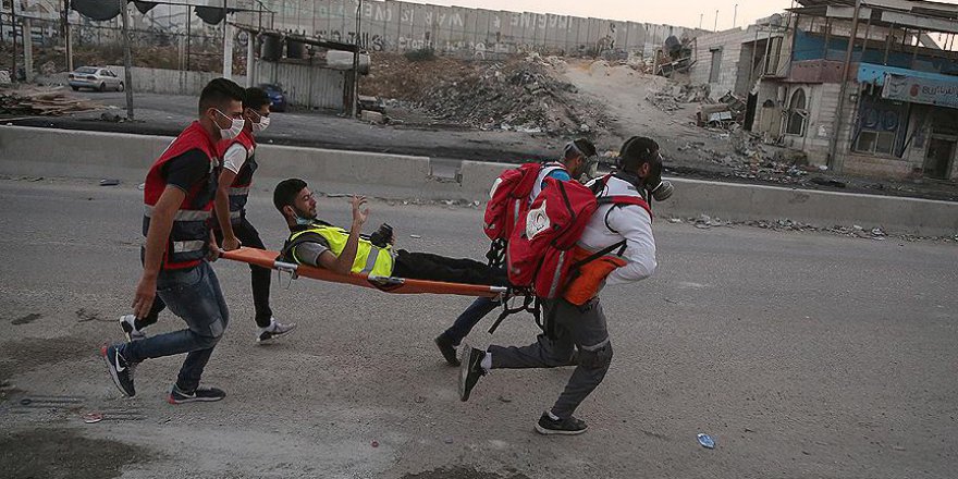 İsrail polisi olayları takip eden gazetecileri de hedef alıyor