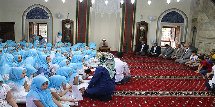 Manisa'da 'Cami Çocuk Buluşması'
