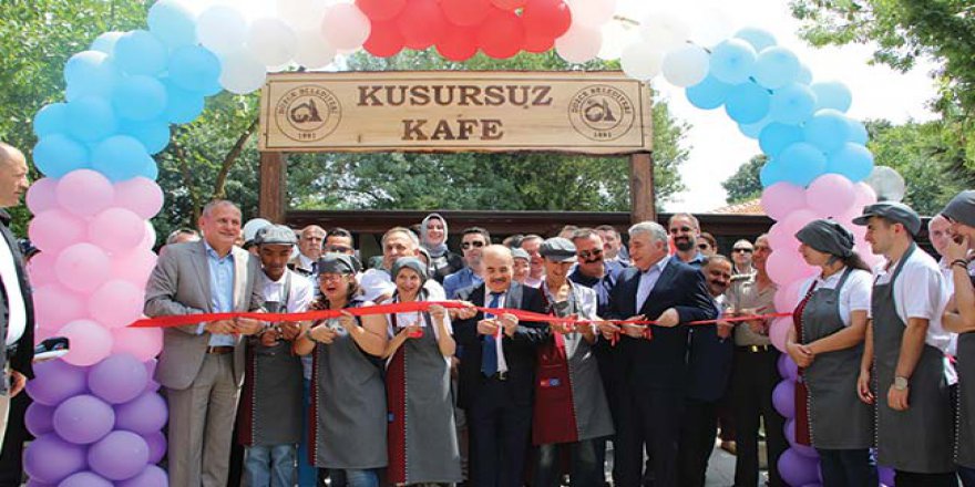Düzce'de engelliler için  Kafe açıldı