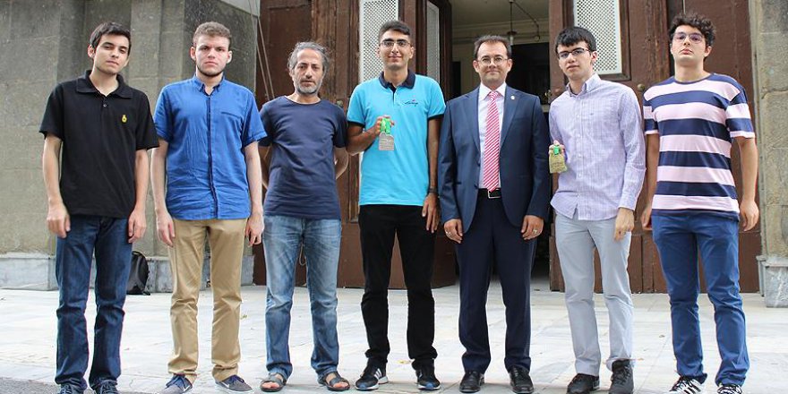 Lise öğrencilerinin 'Matematik Olimpiyatları' başarısı