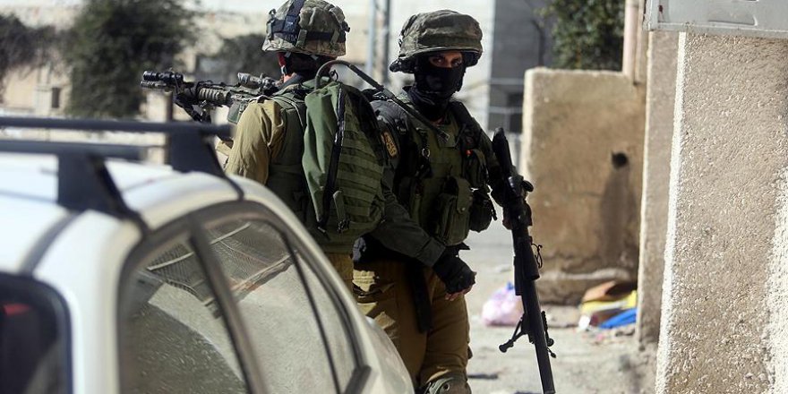 İsrail askerlerinden mülteci kampına baskın