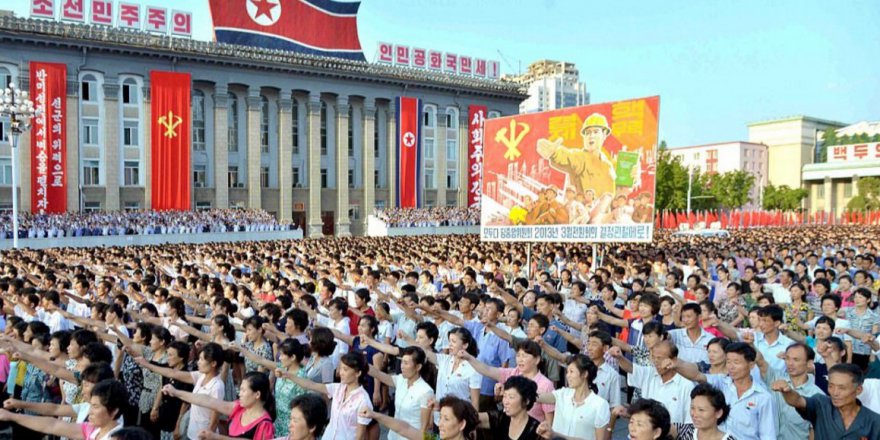 On binlerce Kuzey Koreli ABD'ye meydan okudu