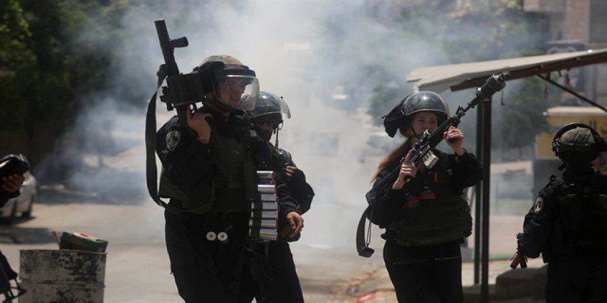 İşgalci İsrail Gazze'de Filistinlilere saldırdı