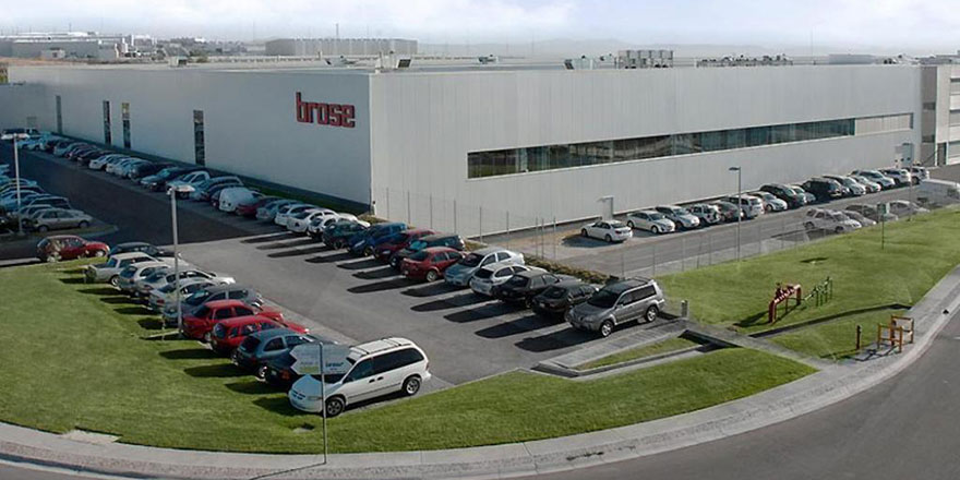 Müslümanlara 'ya işiniz ya da dininiz' tehdidi