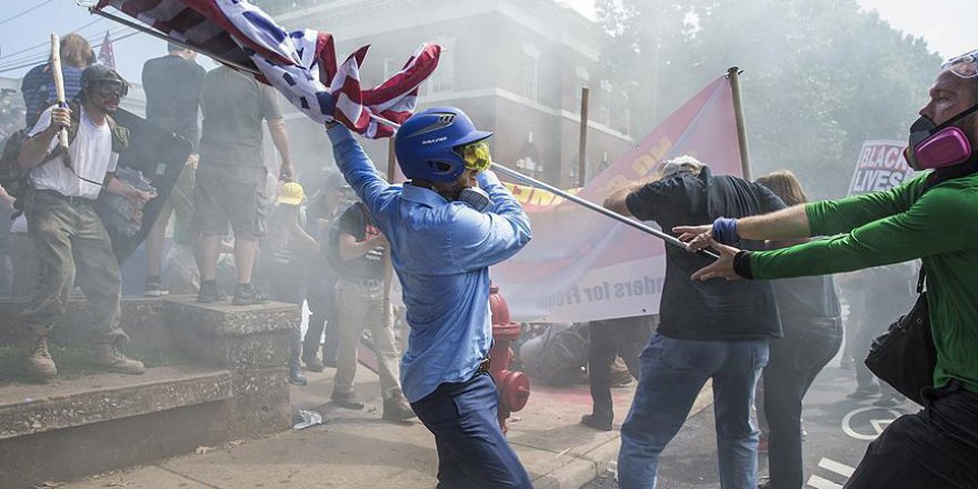 ABD'deki Yahudi ve Müslümanlar ırkçı göstericileri kınadı