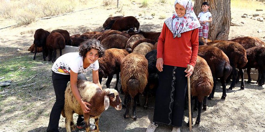 Tortumlu Emriye'nin hayatı 'Genç Çiftçi Projesi'yle değişti