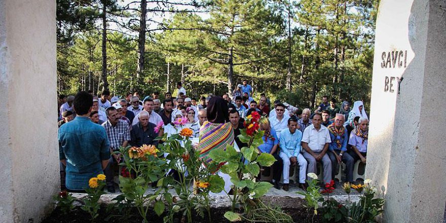 Saru Batu Savcı Bey anıldı
