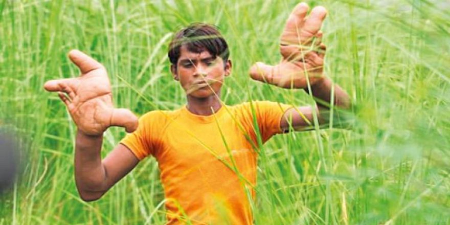 12 yaşındaki Tarık herkesi hayrete düşürüyor