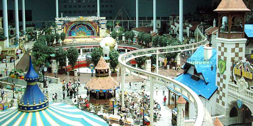 Güney Kore AVM'sinden örnek mescid uygulaması