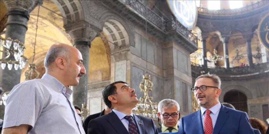 İstanbul Valisi: Ayasofya'da tarihinin en büyük restorasyonu yapılıyor