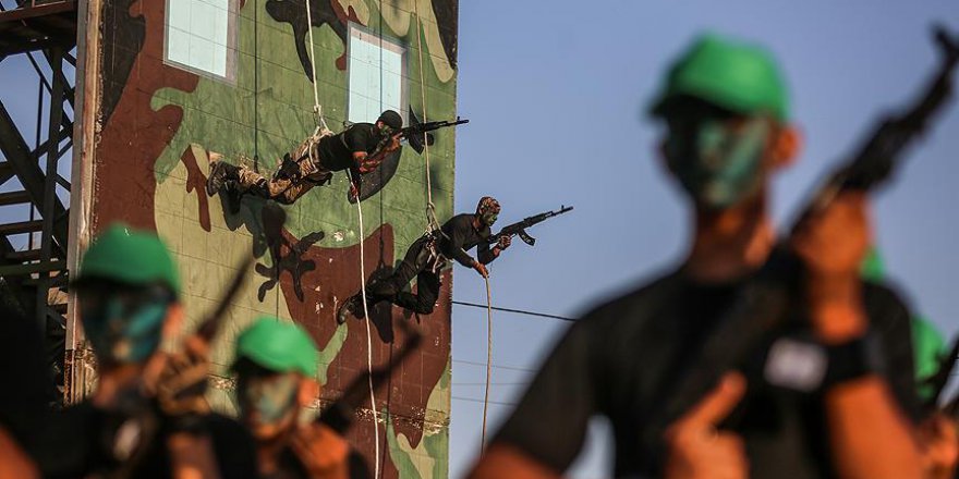 Gazze'de mezuniyet töreni