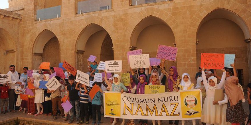 Mardin'de 'Hayat Namaz ile Güzeldir' etkinliği