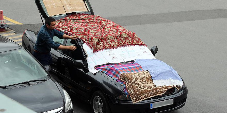 Dolu uyarısı İstanbul'da vatandaşları alarma geçirdi