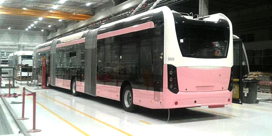 Malatya belediyesine tebrikler: Kadınlar için pembe otobüs geliyor