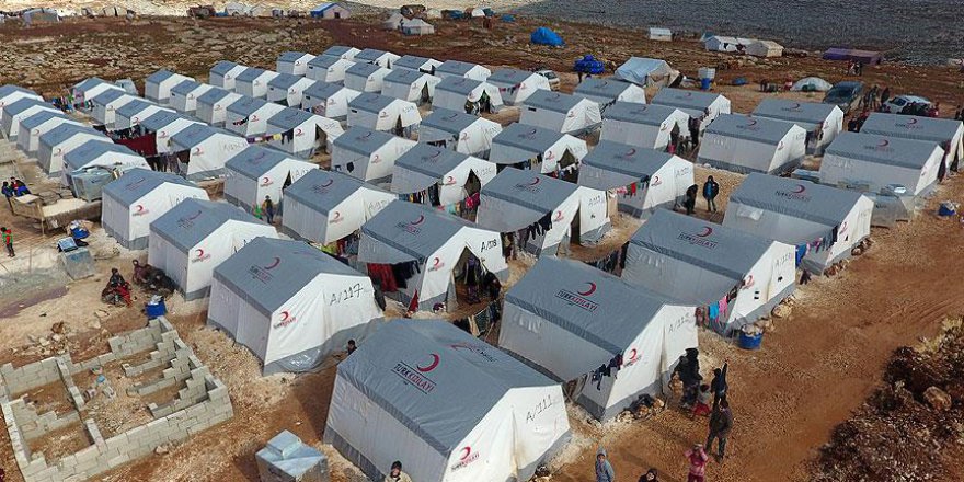 Suriye'ye insani yardımlar sürüyor