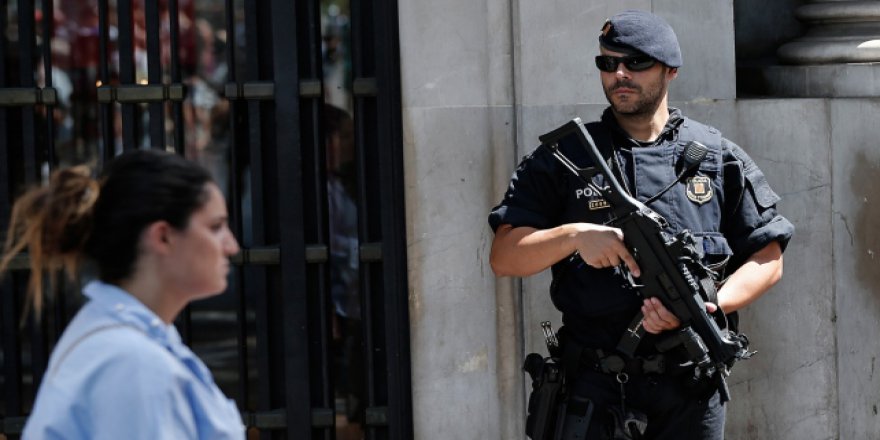 Barselona'da yayalar için yeni güvenlik önlemleri alınacak