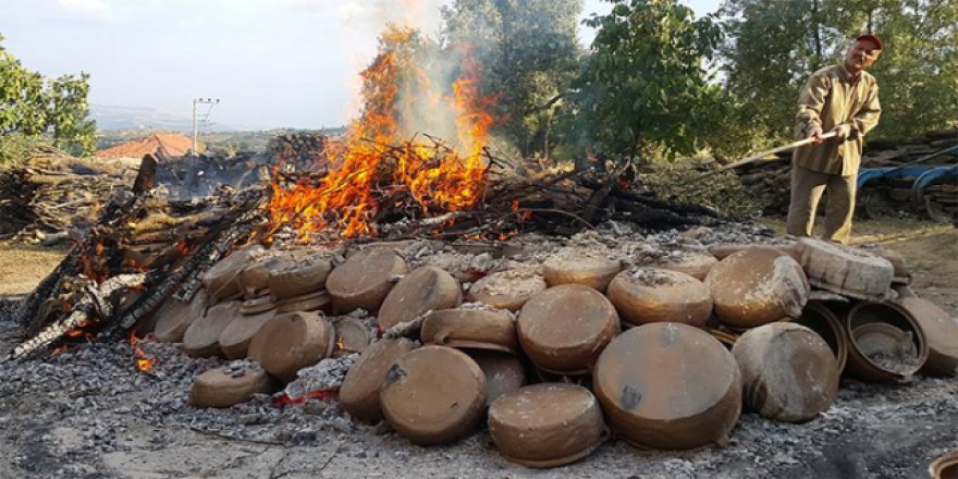 Manisa'da 600 yıldır çömlek yapılıyor