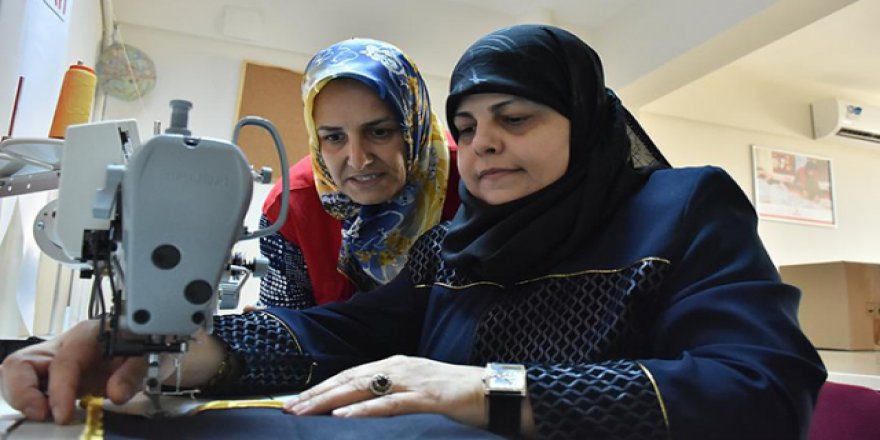 Suriyeli anne yaşama tutundu