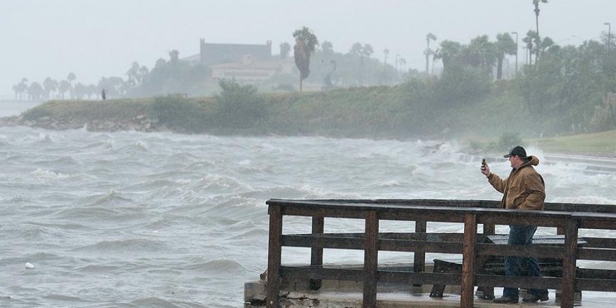 ABD'yi korkutan Harvey hız kesti ama tehlike devam ediyor