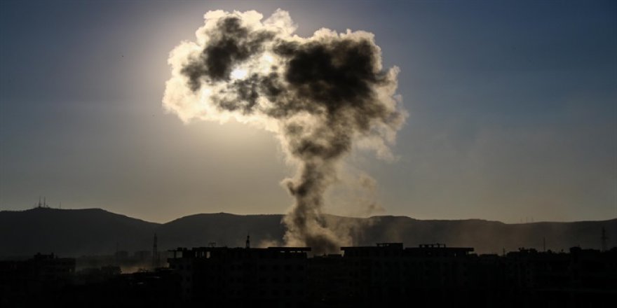 Esed Humus'a saldırdı