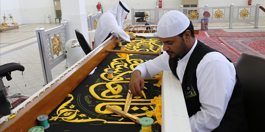 Kabe yeni örtüsüyle arife günü buluşacak