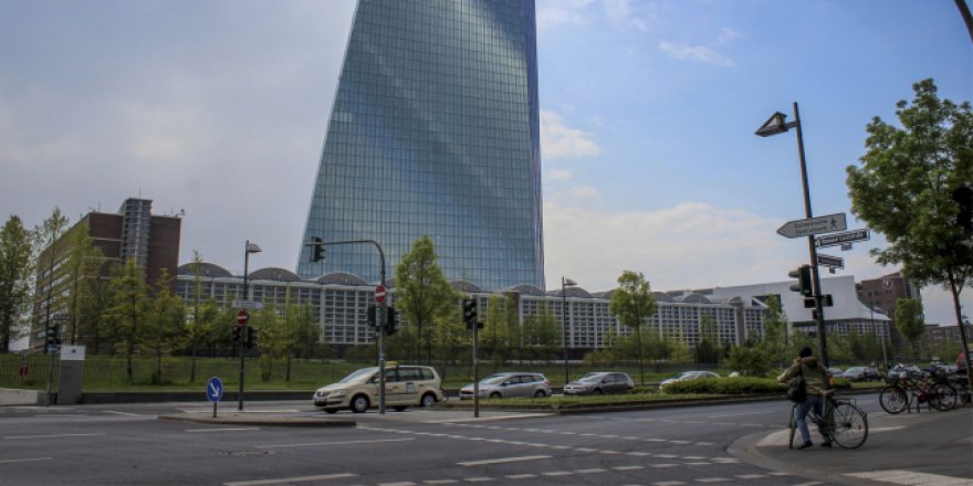 O ülkede 70 bin kişi tahliye edilecek