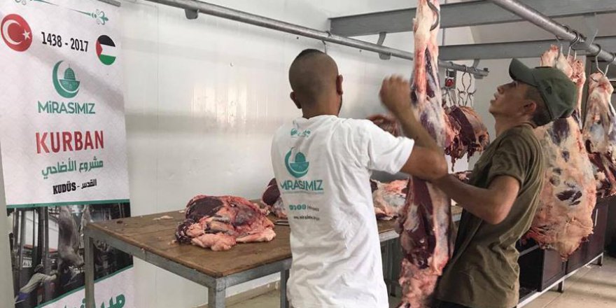 Kudüslü aileler Kurban Bayramı'nda güldü