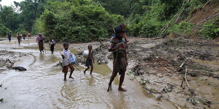 İİT'den Arakanlı Müslümanlar için Myanmar'ı ziyaret talebi