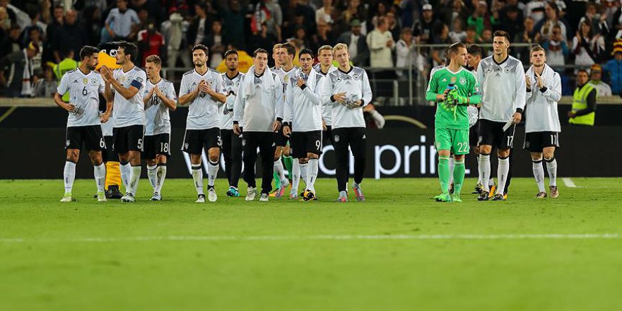FIFA'dan Almanya'ya Nazi sloganı soruşturması