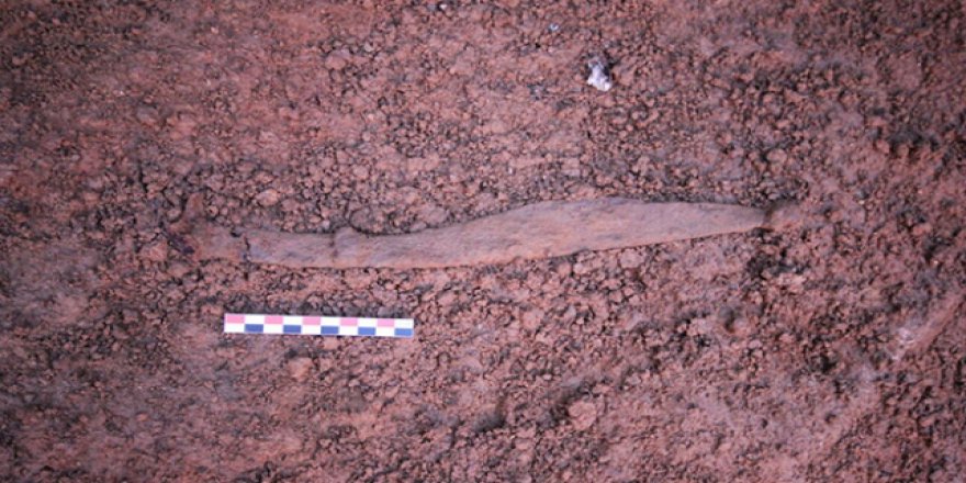 2 bin 100 yıllık hançer bulundu